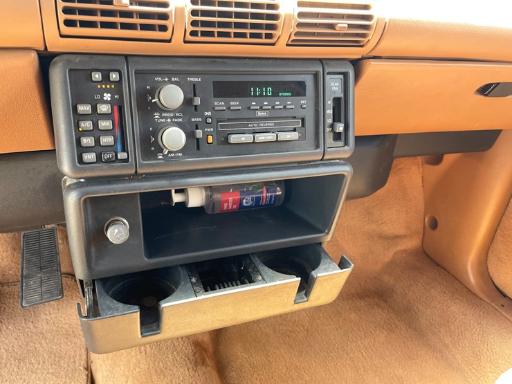 #2100-•-1990-pontiac-transport-van-se,-title-in-delay-image-39