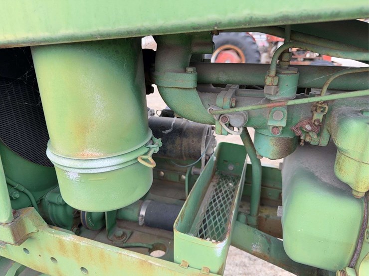 john-deere-630-image-22