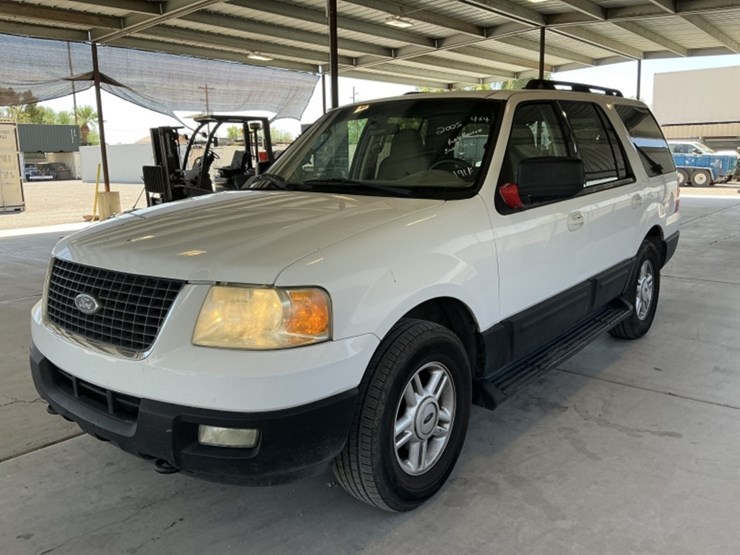 2005-ford-expedition-image-4