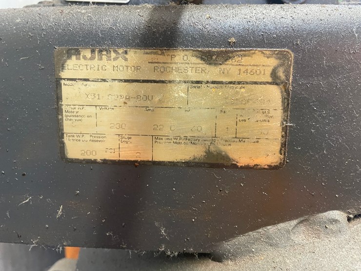 #6201-•-belt-driven-air-compressor-image-3
