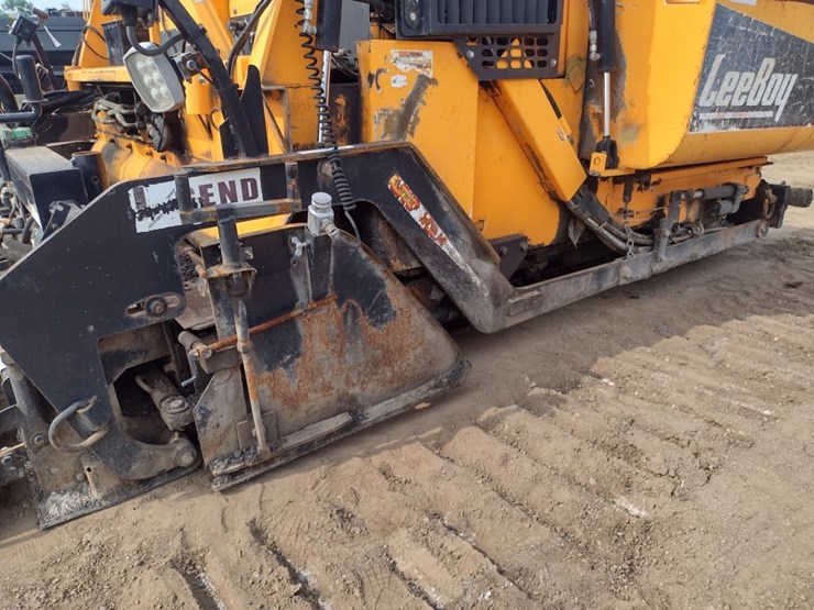 16-leeboy-8515d-asphalt-paver-(qea-4018)-image-21