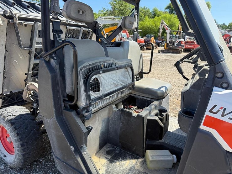 2021-bobcat-uv34-image-12