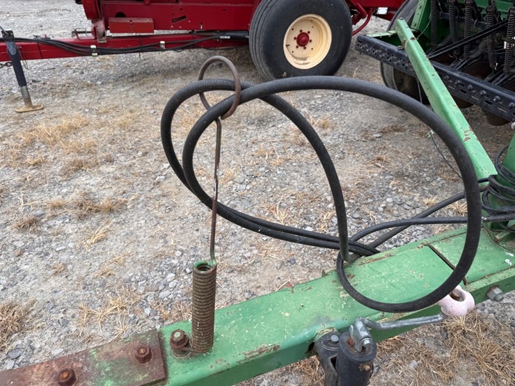 john-deere-450-image-27