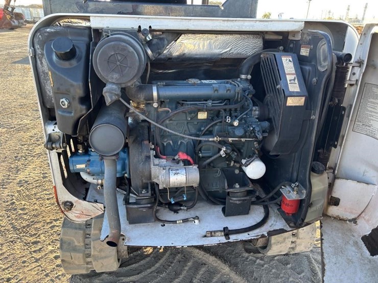 2004-bobcat-331g-image-39