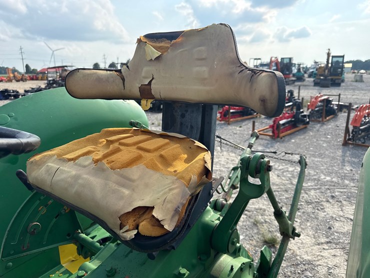 john-deere-1530-image-14