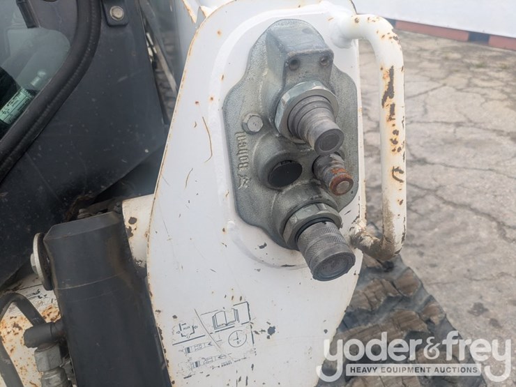 2019-bobcat-t770-image-26