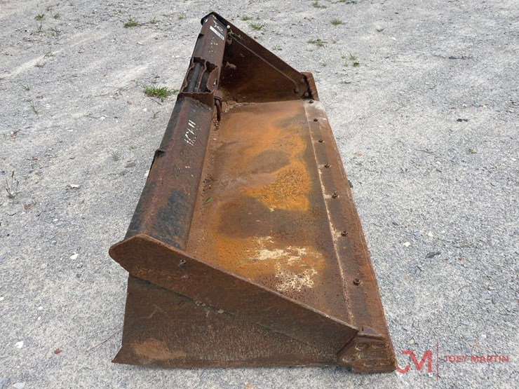 75"-smooth-bucket-skid-steer-attachment-image-2