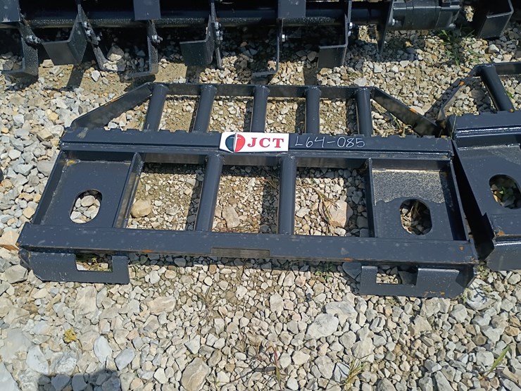 #l64-085-•-jct-pallet-fork-skid-steer-attachment-image-2