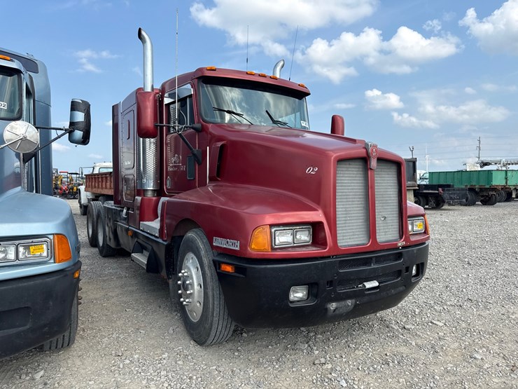 1992-kenworth-t600-image-2