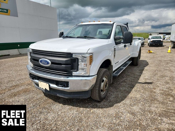 2019-ford-f350-image-10