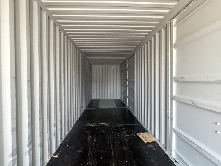 #2352-•-40'-high-shipping-container-image-36