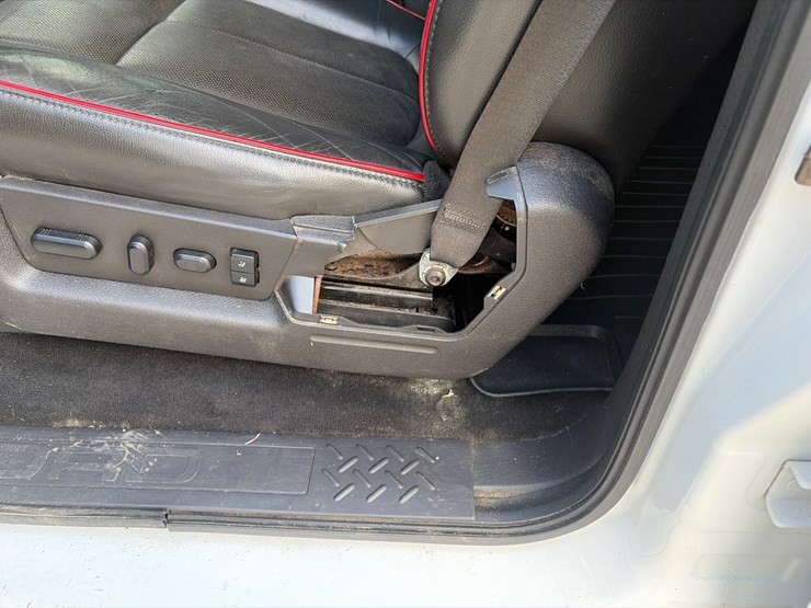 2013-ford-f150-image-22