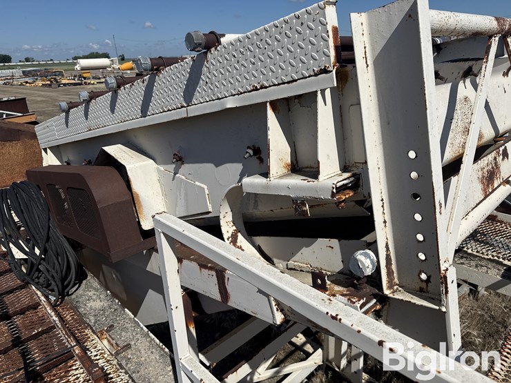 kolberg-skid-mounted-5’x10’-s-deck-vibratory-wet-screen-image-19