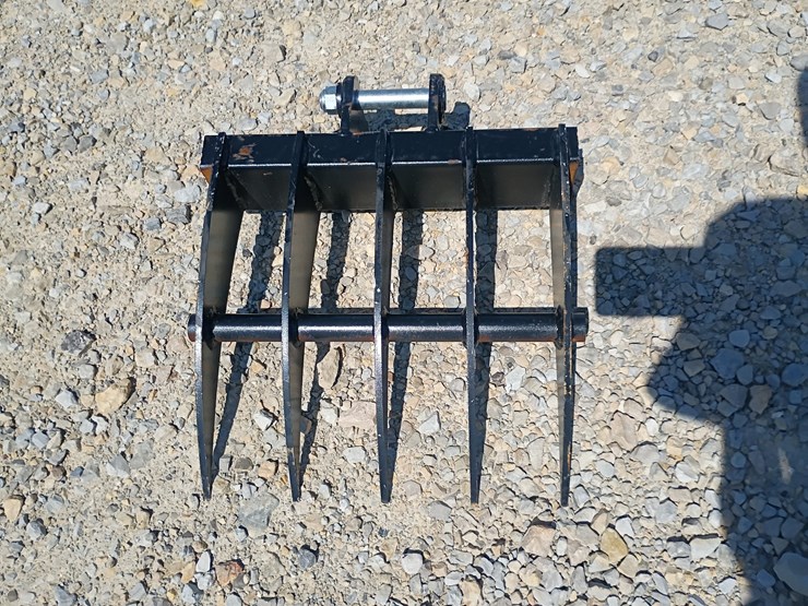 #l65-015-•-ireas-rake-mini-excavator-attachment-image-5