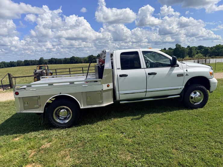 2007-dodge-ram-3500-image-18