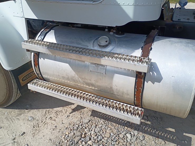 #24861-•-1988-freightliner-flc-dump-truck-image-53