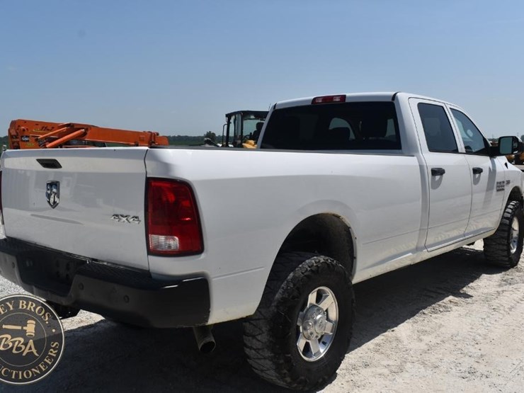 2018-ram-2500-hd-image-5