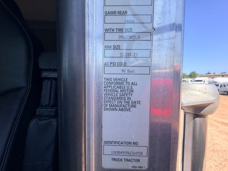 2010-kenworth-t800-image-86
