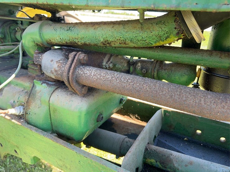 john-deere-b-image-22