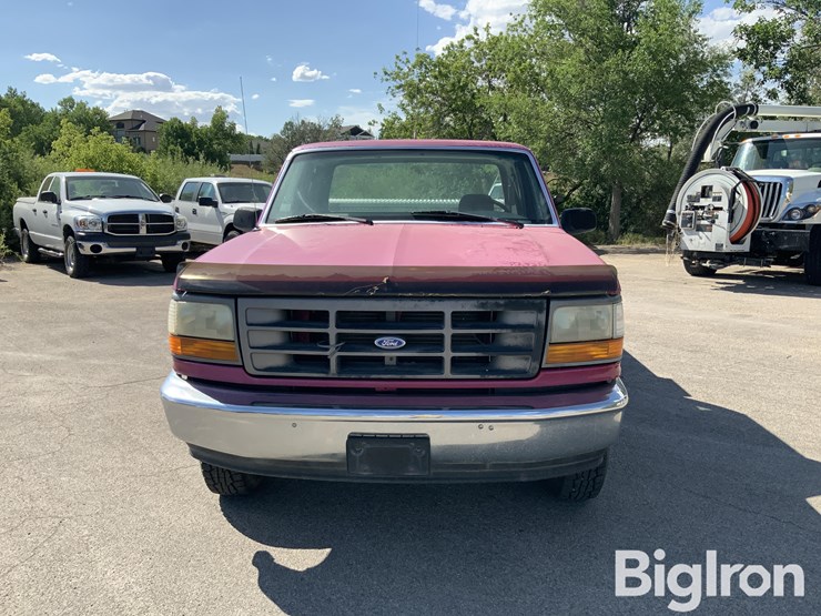 1994-ford-f150-xl-image-2