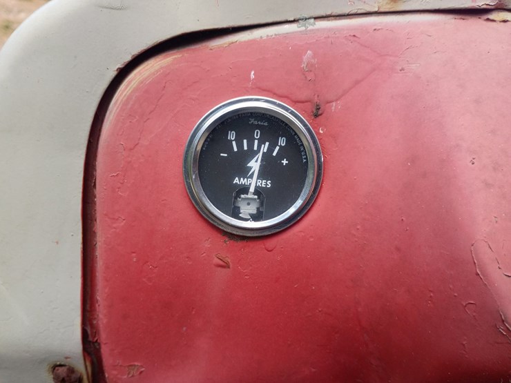 1951-ford-8n-image-27