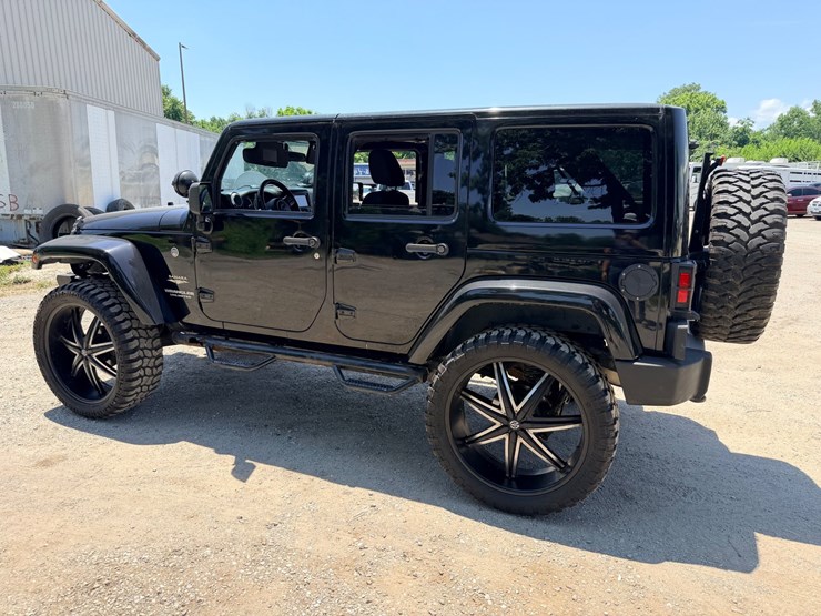 2011-jeep-wrangler-image-5