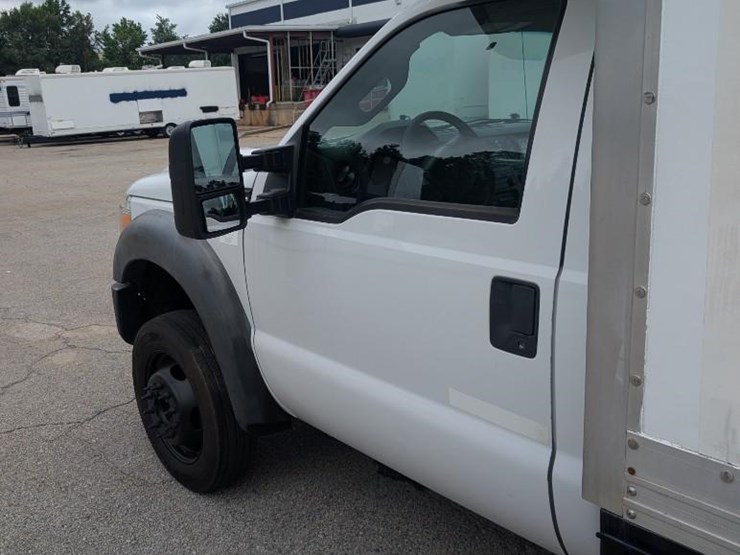 2016-ford-f550-image-5