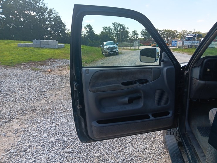 1994-dodge-ram-2500-image-30