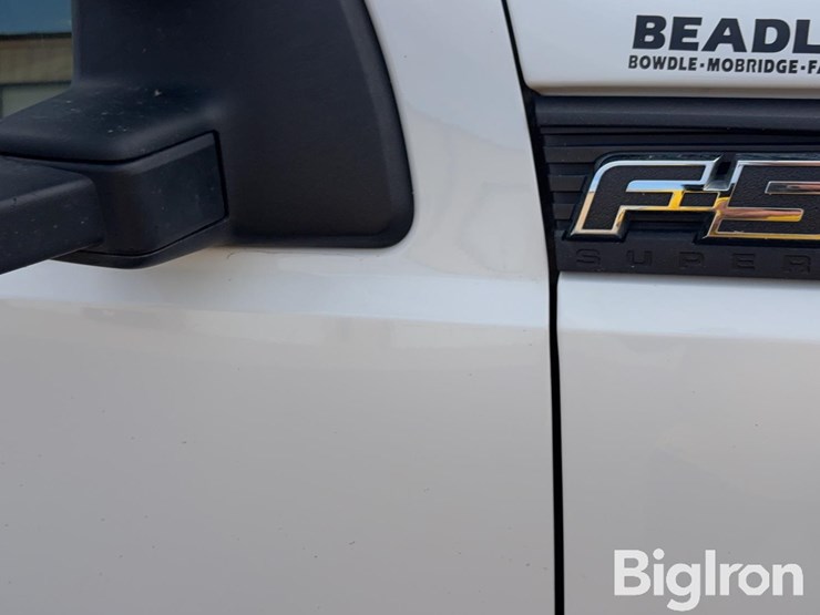 2016-ford-f550-image-17