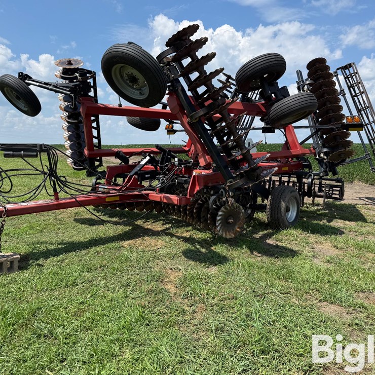 CASE IH 330