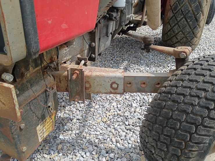 1978-massey-ferguson-210-image-37