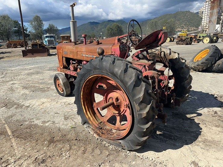 farmall-300-gas-image-5