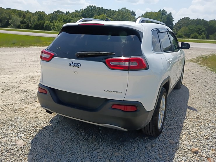 2014-jeep-cherokee-image-8