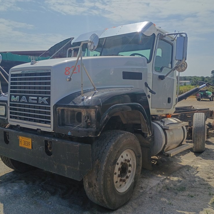 2007 MACK CHN613