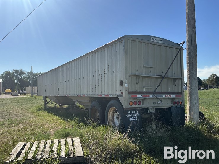 1981-wilson-grain-trailer-image-7