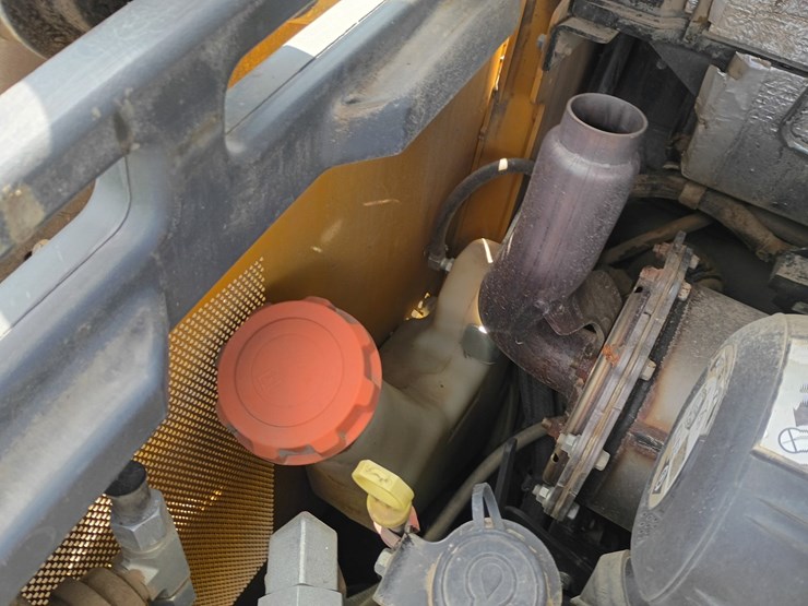 deere-325g-image-14