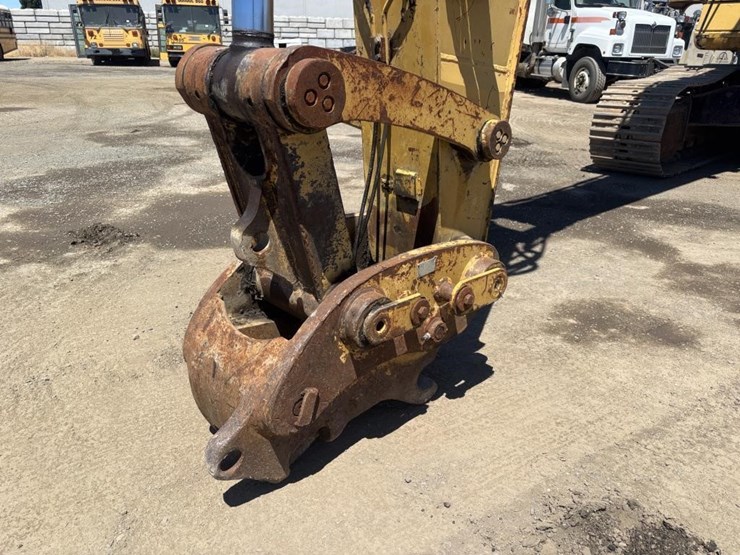 caterpillar-345c-image-10