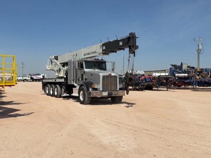 2015-peterbilt-367-image-2