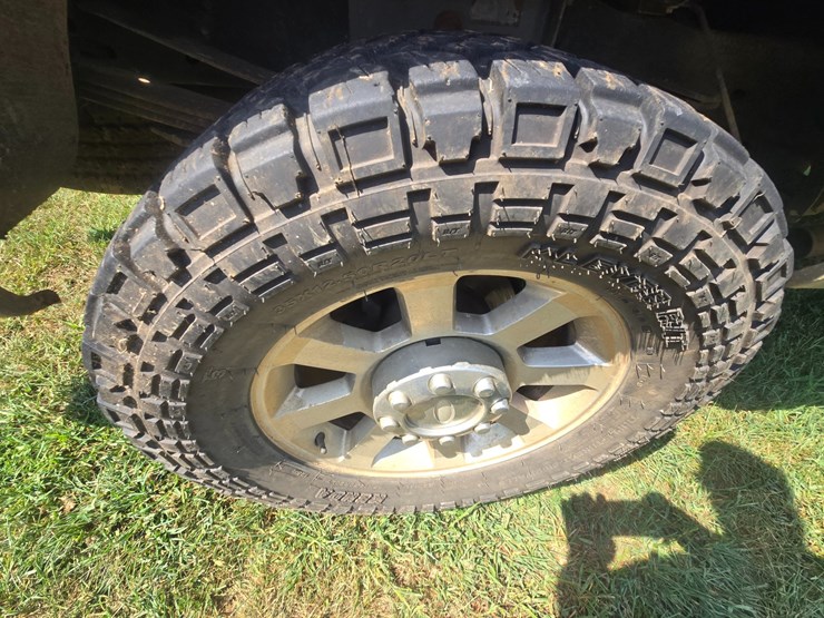 2010-ford-f350-image-46