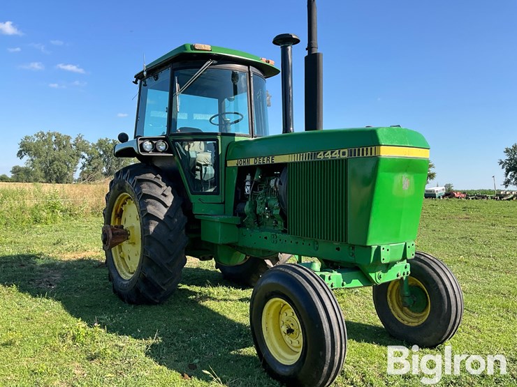 1978-john-deere-4440-image-3