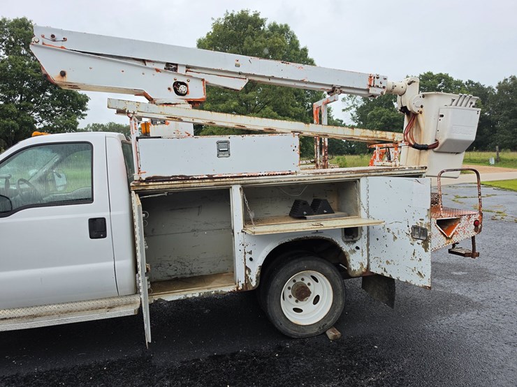 2000-ford-f550-image-64