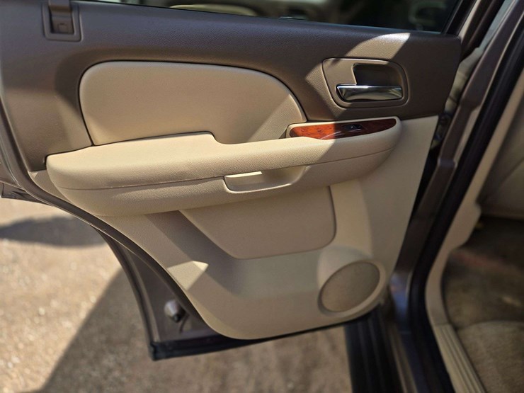 2013-gmc-yukon-image-11