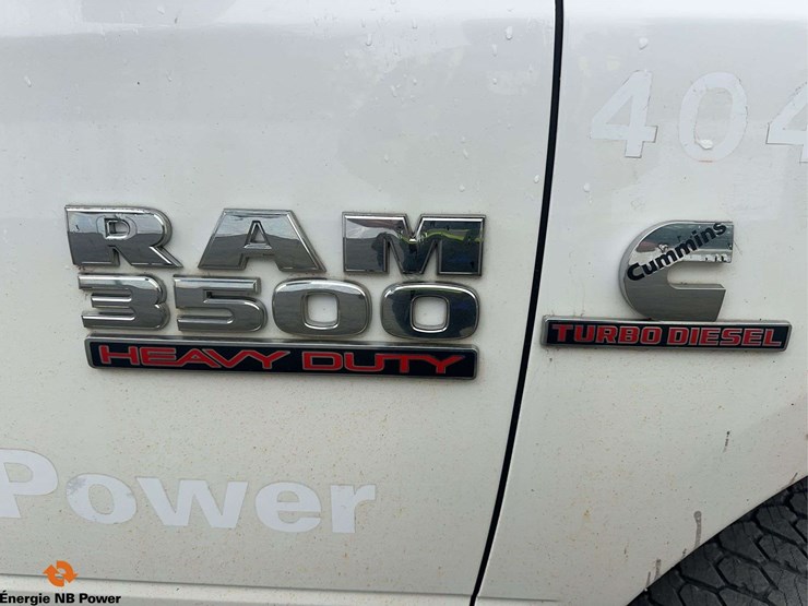 2018-dodge-3500hd-image-13