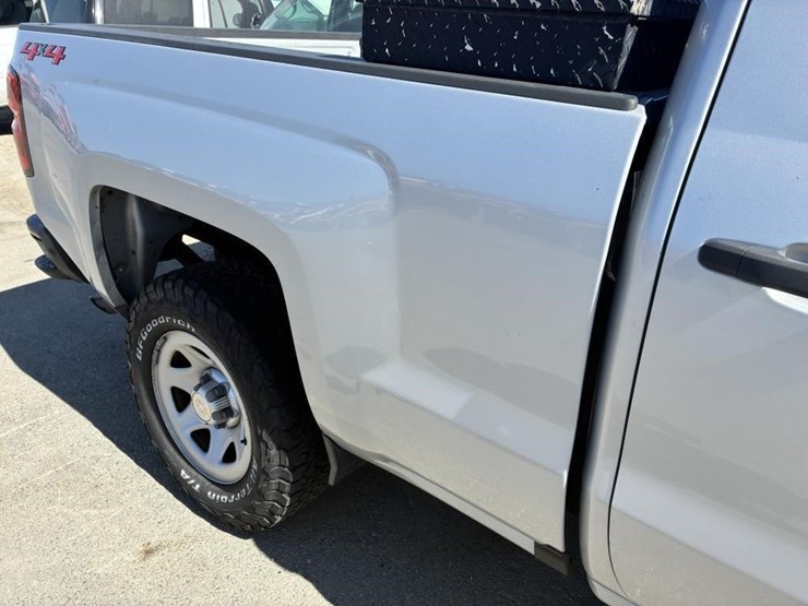 2018-chevrolet-silverado-1500-image-8