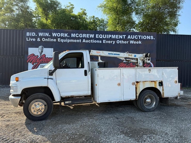 2003-gmc-topkick-image-1