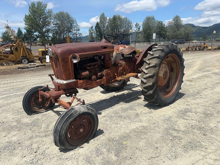 ford-900-image-1