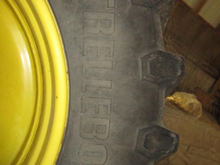 john-deere-4830-image-7