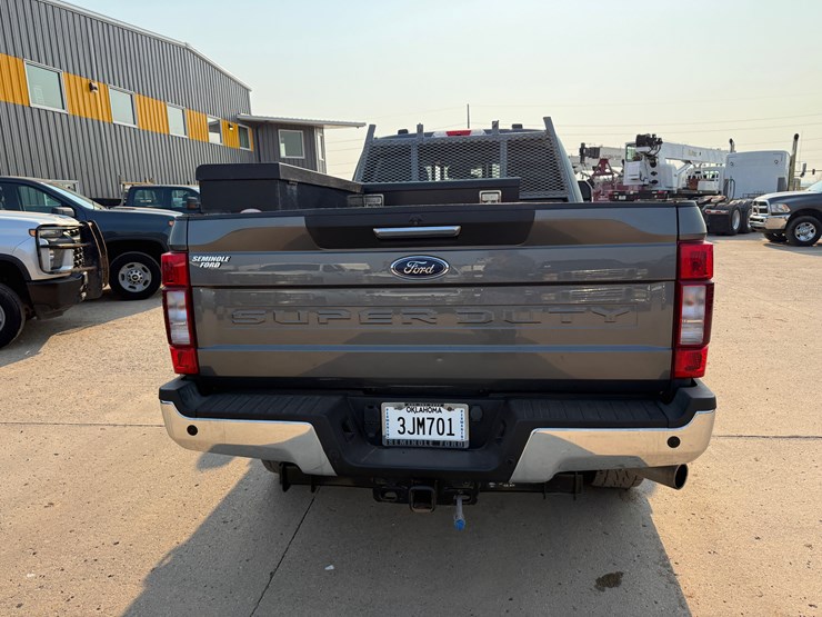 2022-ford-f250-sd-image-8