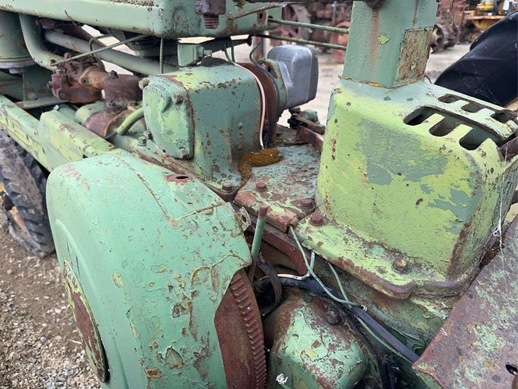 john-deere-model-b-image-17