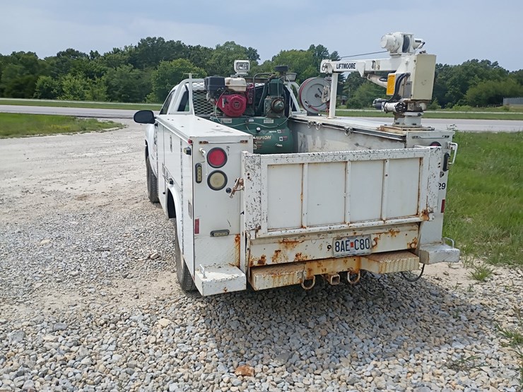 2008-chevrolet-silverado-3500-image-6